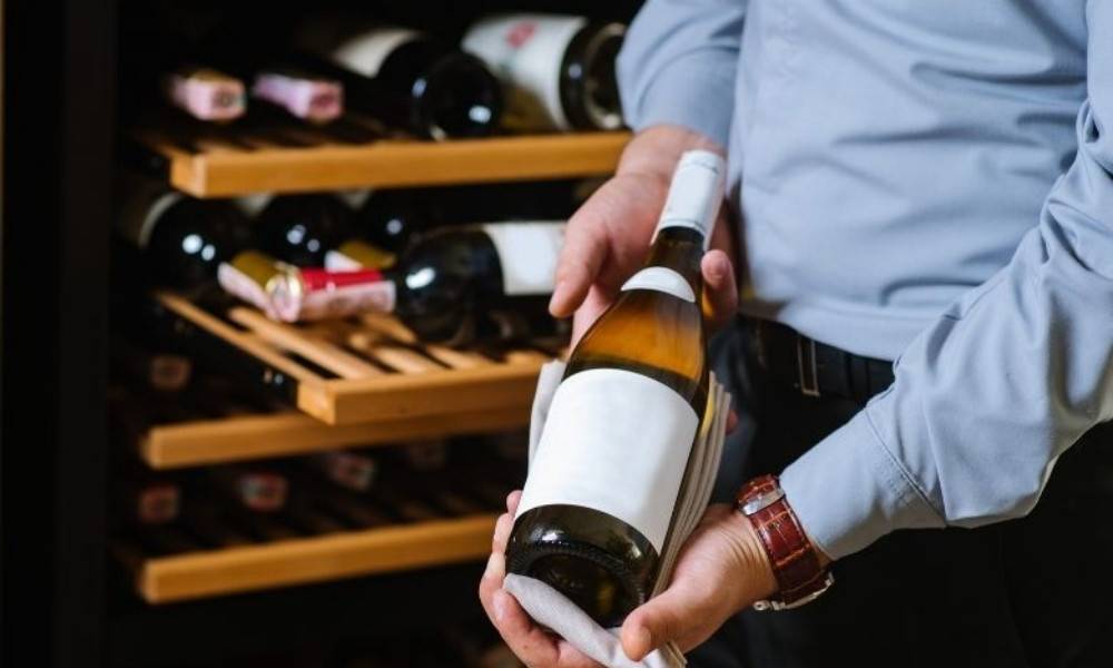 How To Store Wine For A Week In Wine Storage